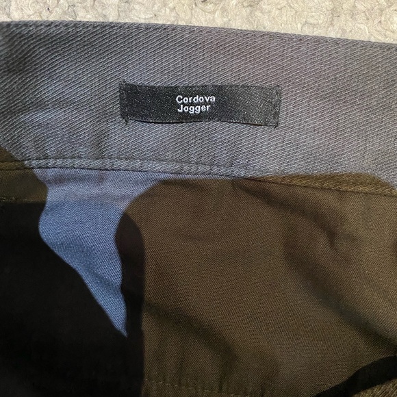 Frank & Oak Cordova Jogger Pant - Picture 5 of 6